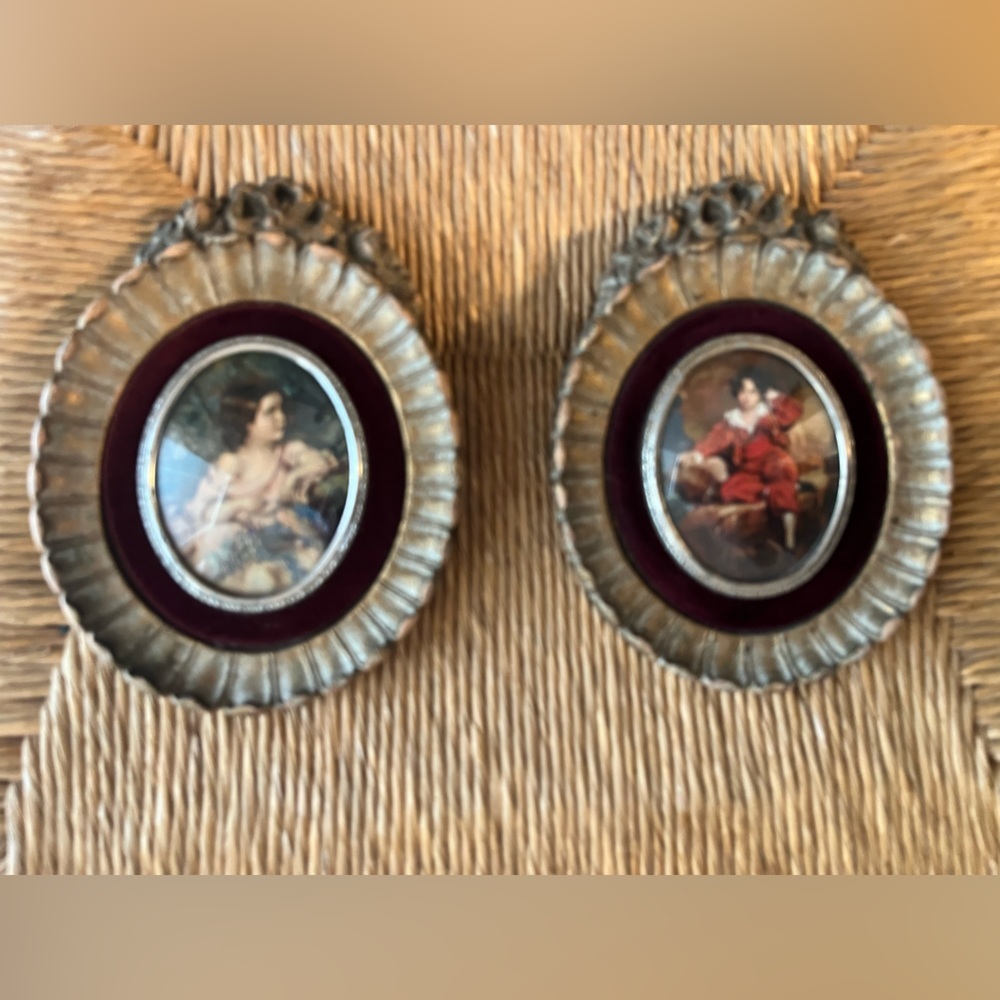 VTG Pair A Cameo Creation Miniature Portraits Ornate Gilt Velvet